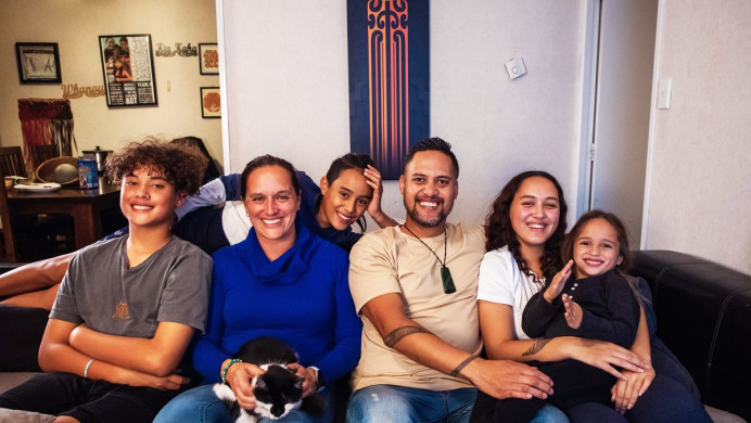 Whanau of six plus pet 